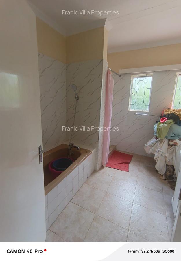 5 Bed House with En Suite in Loresho - 9