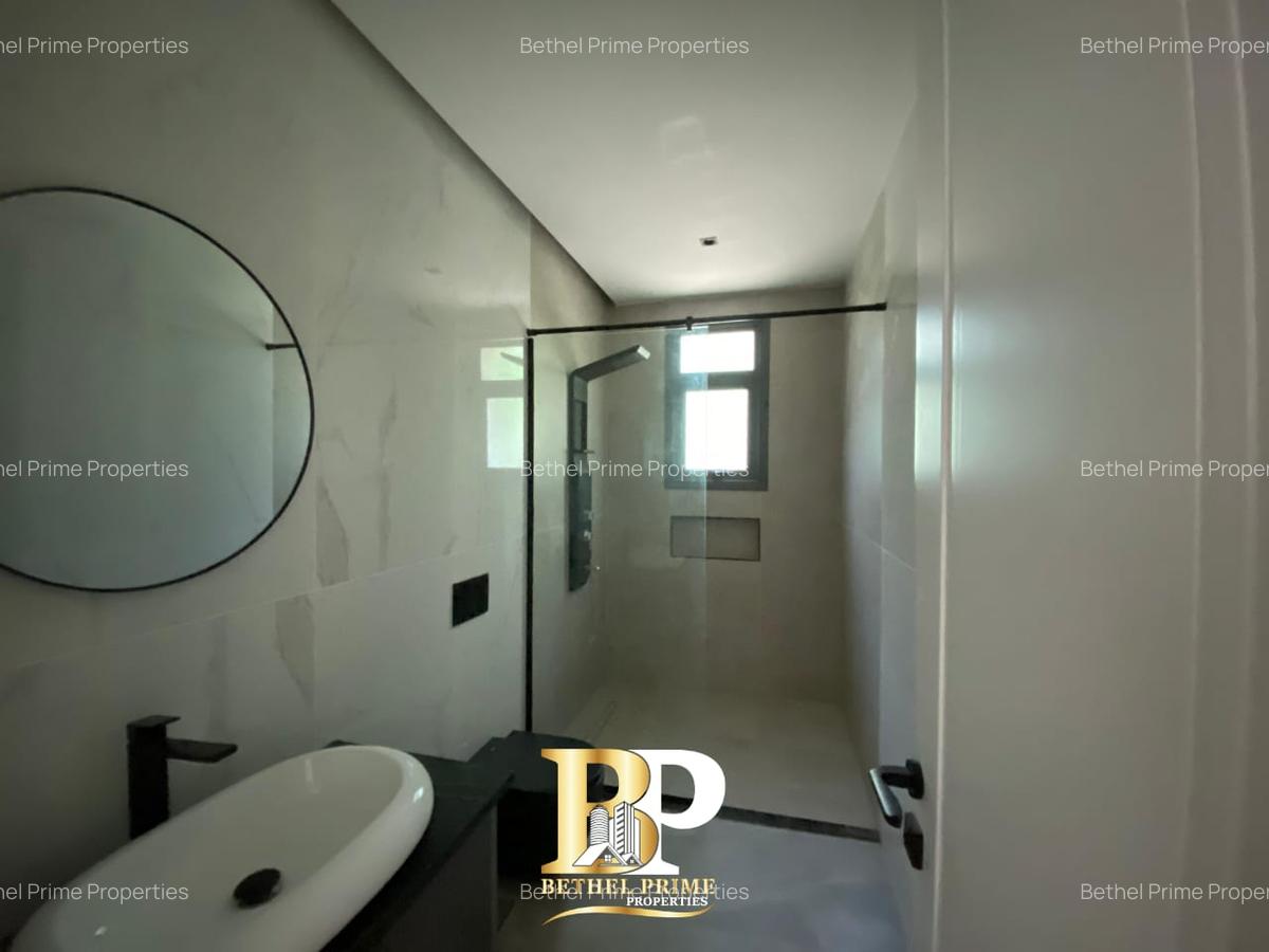 5 Bed Townhouse with En Suite in Lavington - 15