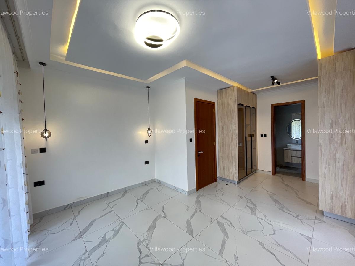 4 Bed Townhouse with En Suite in Waiyaki Way - 16