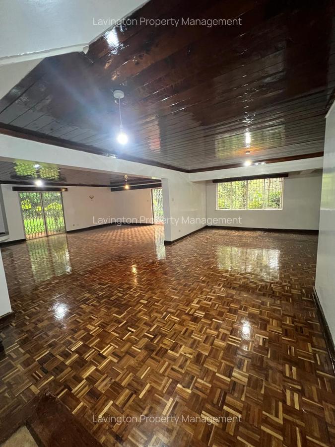 4 Bed House with En Suite at Lavington Green - 5