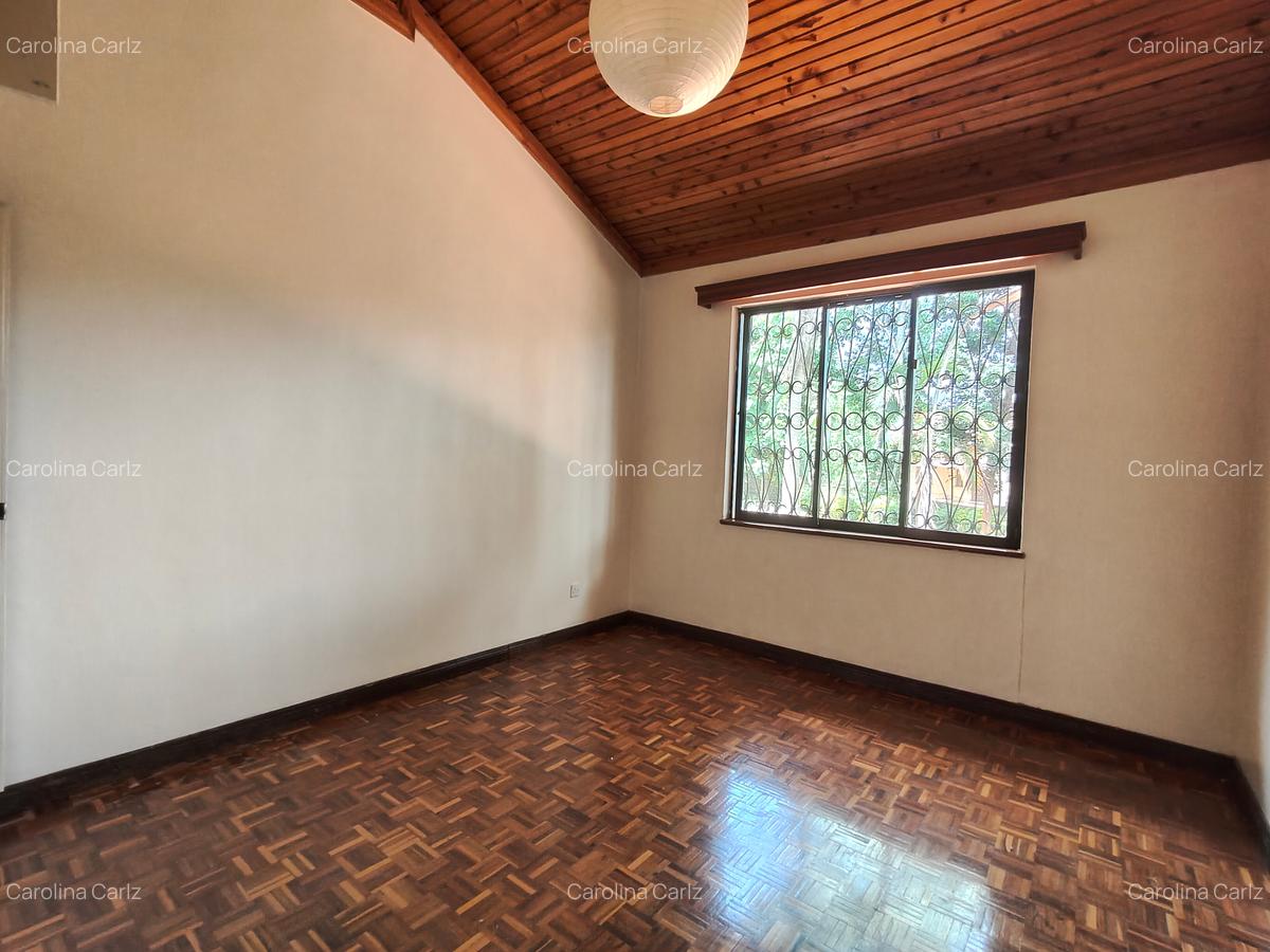 Commercial Property with Service Charge Included in Kitisuru - 17