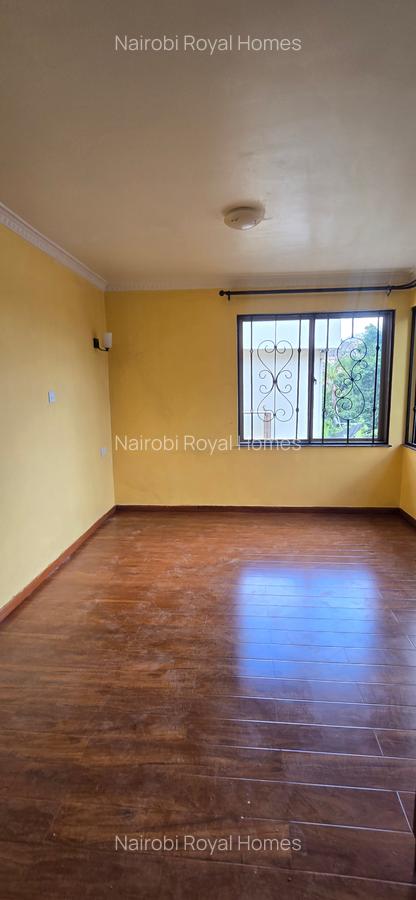 5 Bed Townhouse with En Suite at Lavington Off Convent Drive - 7