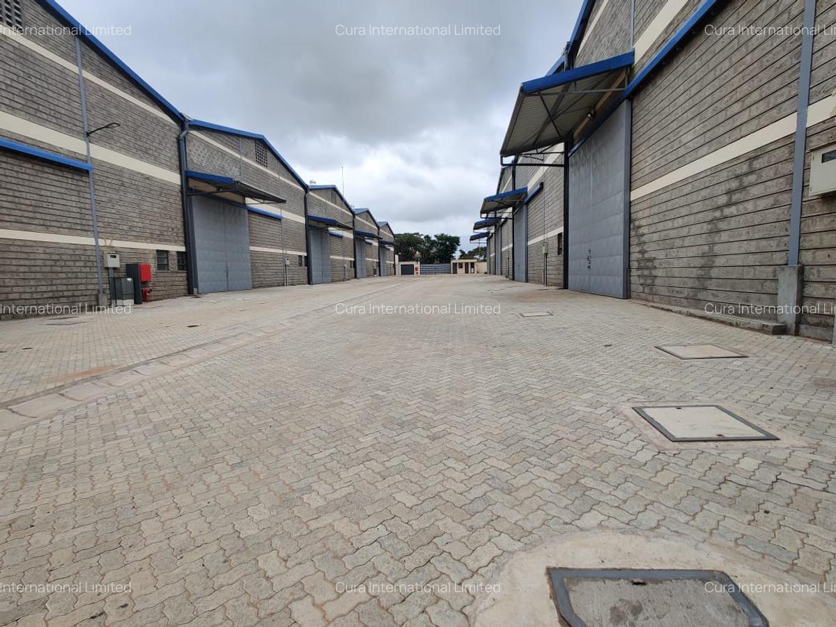 7,072 ft² Warehouse with Parking in Ruiru - 2