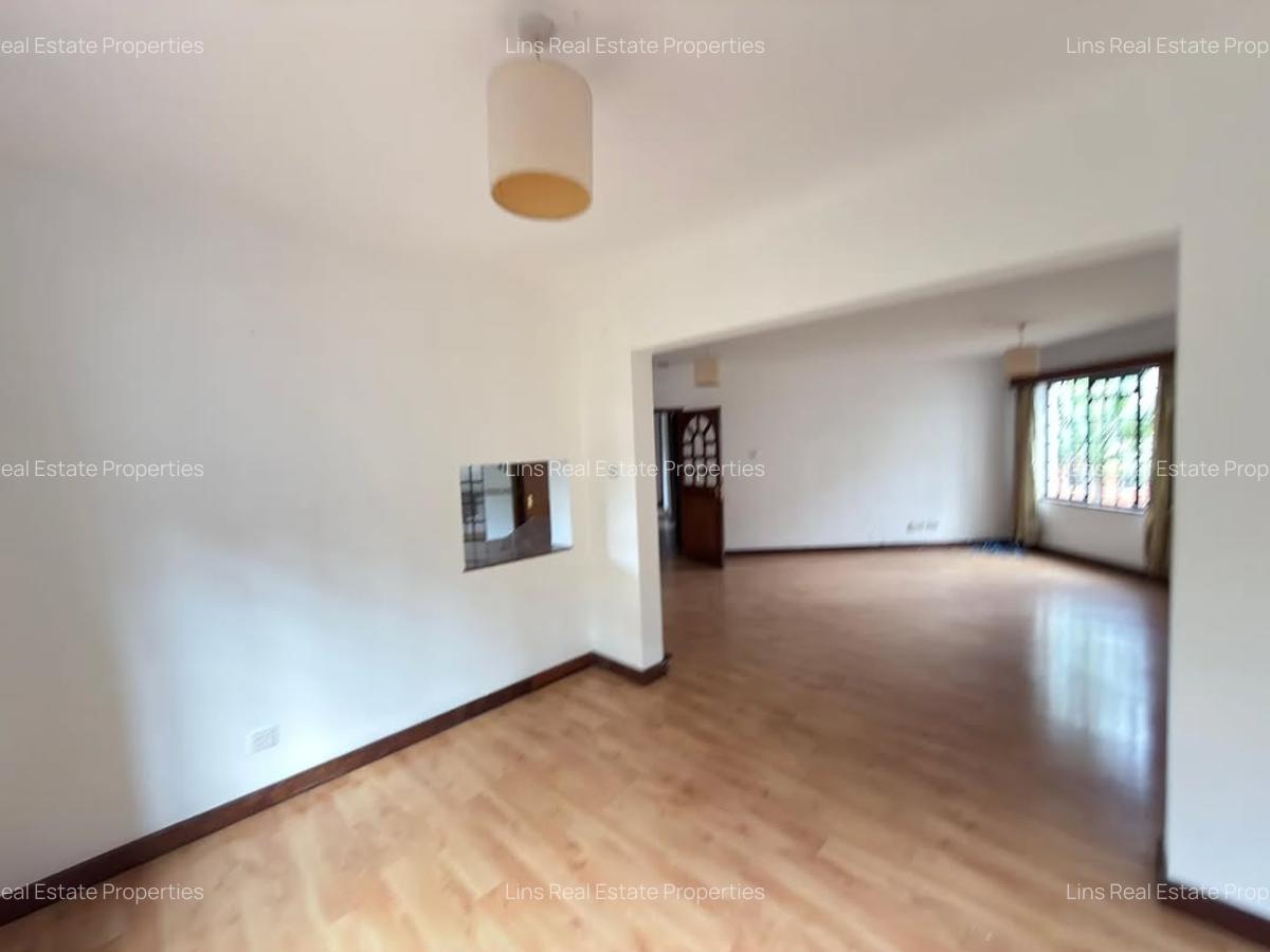 Serviced 3 Bed Apartment with En Suite in Spring Valley - 5