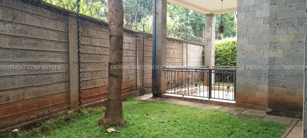 5 Bed Townhouse with En Suite in Spring Valley - 11