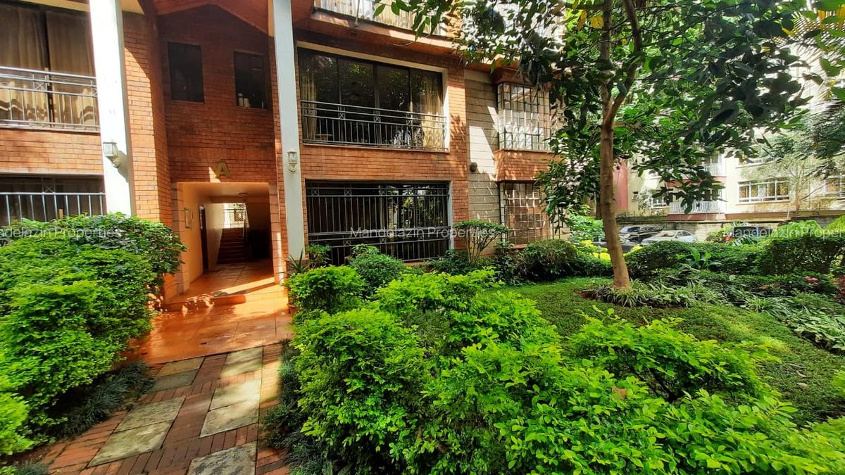 2 Bed Apartment with En Suite at School Lane - 2