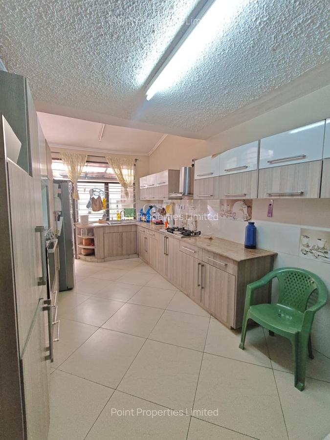 4 Bed Townhouse in Kilimani - 11