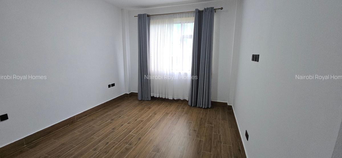 2 Bed Apartment with En Suite at Lavington Road - 10