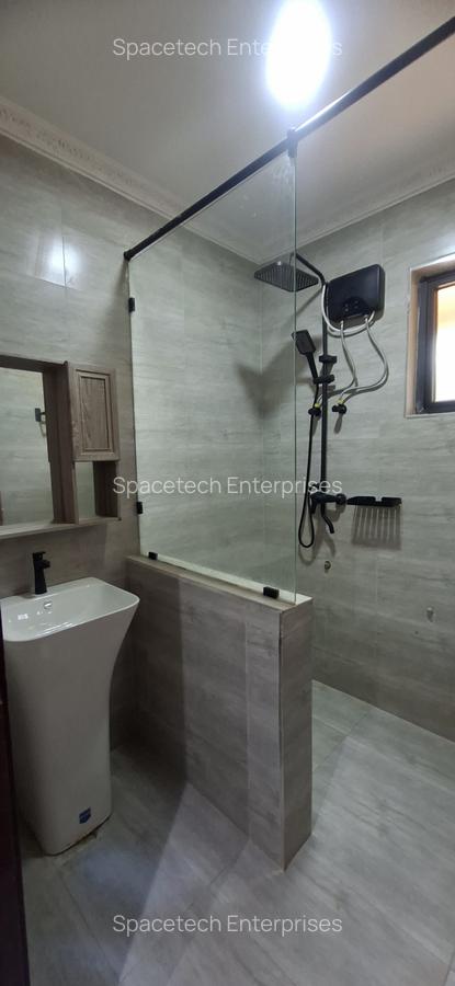 4 Bed House with Staff Quarters in Loresho - 11