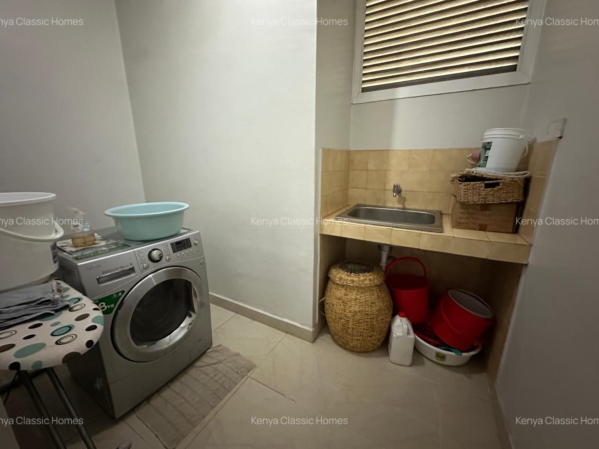 Furnished 2 Bed Apartment with En Suite at Riverside - 9