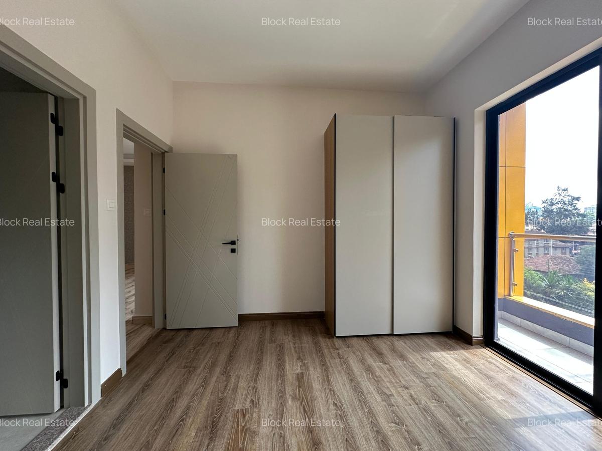 2 Bed Apartment with En Suite in Kilimani - 2