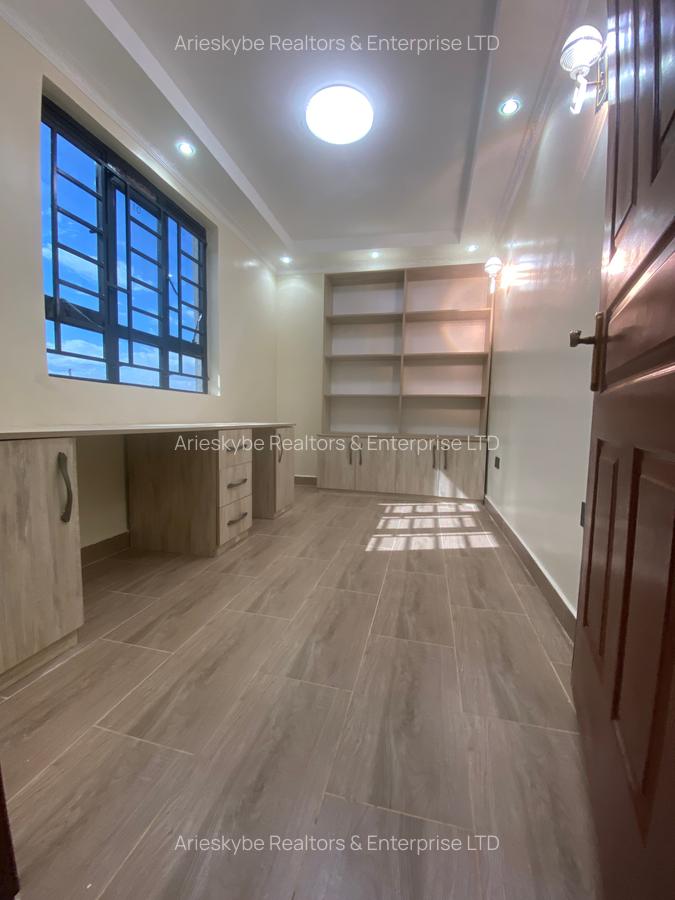 4 Bed House with En Suite in Kitengela - 12