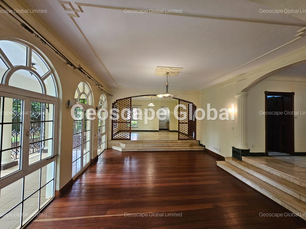 5 Bed House with En Suite in Spring Valley - 7