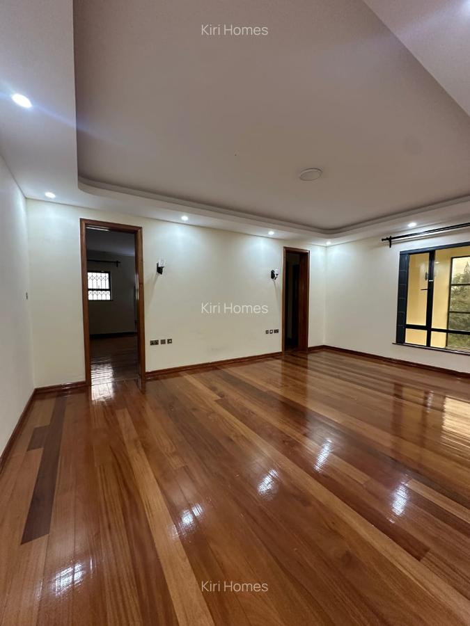 6 Bed Townhouse with En Suite in Loresho - 16