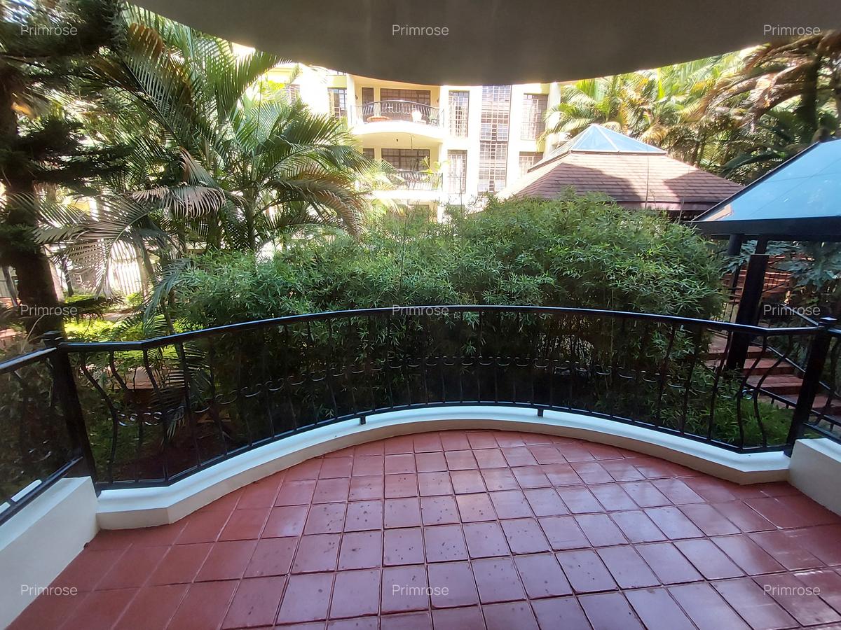 3 Bed Apartment with En Suite in Lavington - 14