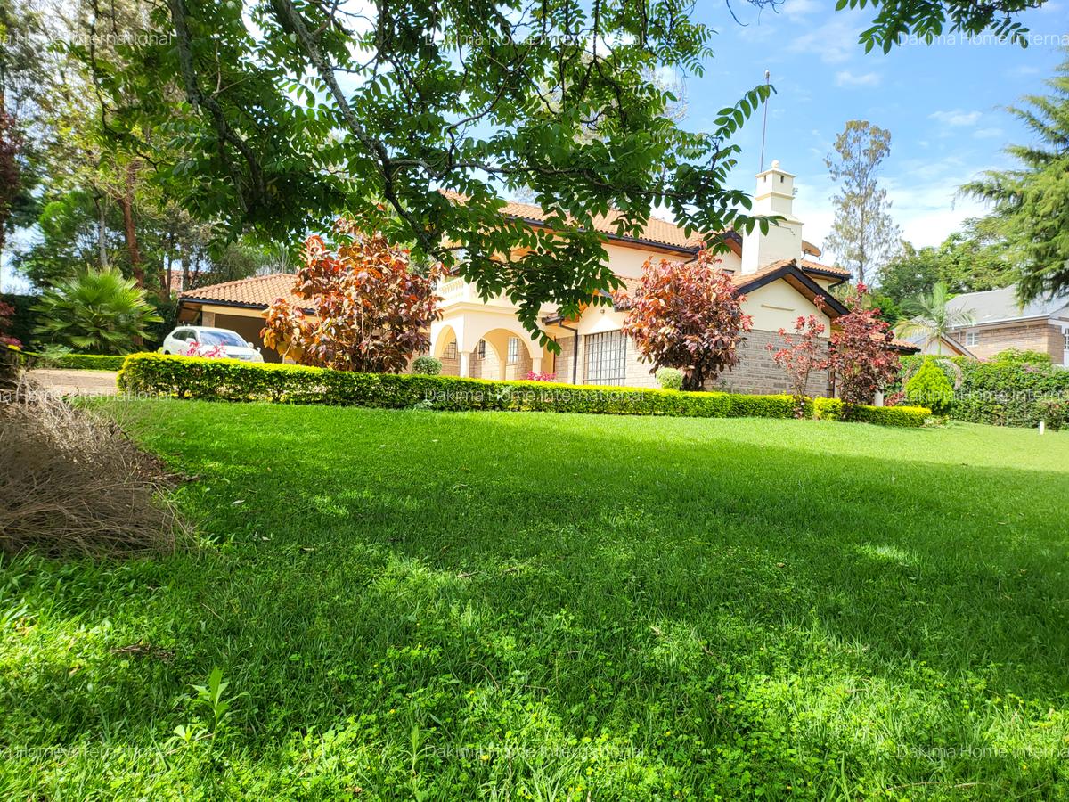 5 Bed House with En Suite in Runda - 20