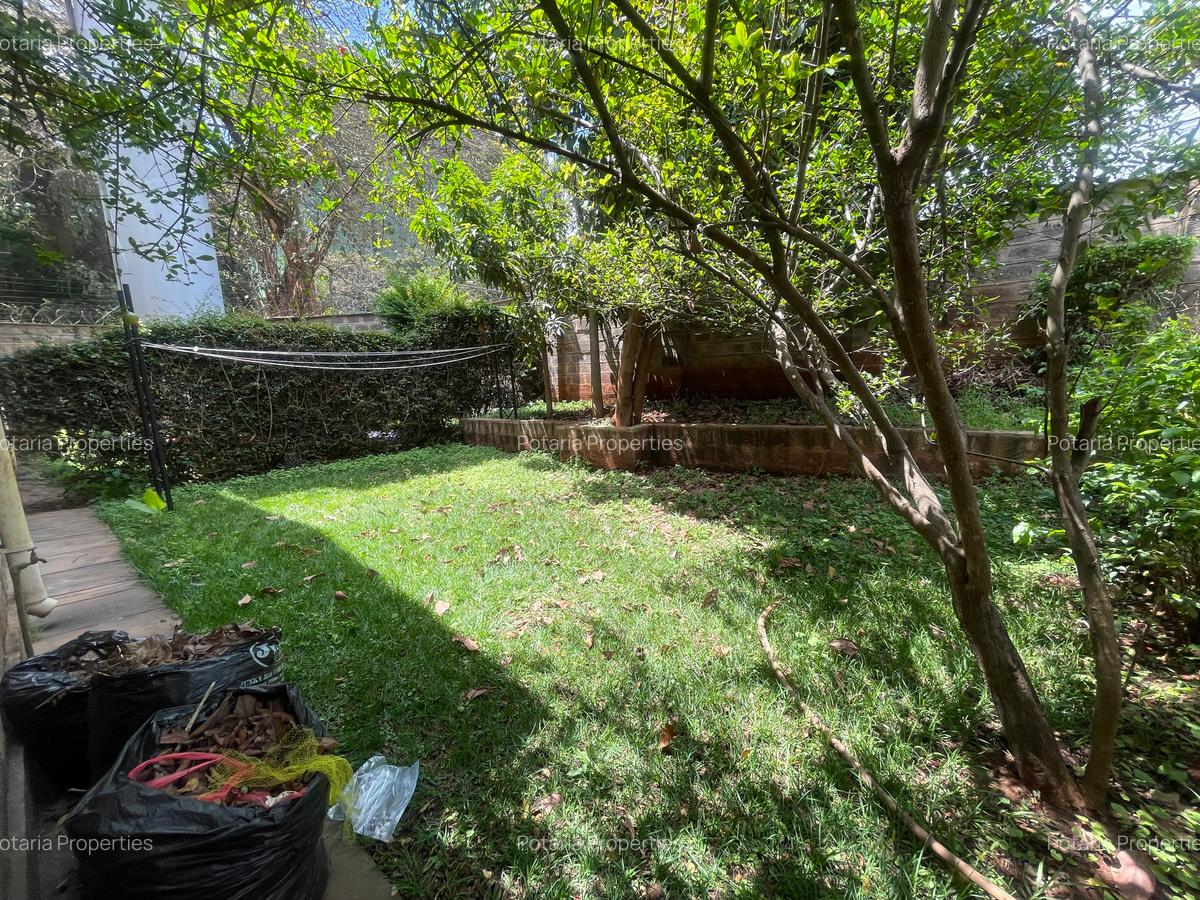 5 Bed Townhouse with En Suite in Lavington - 5