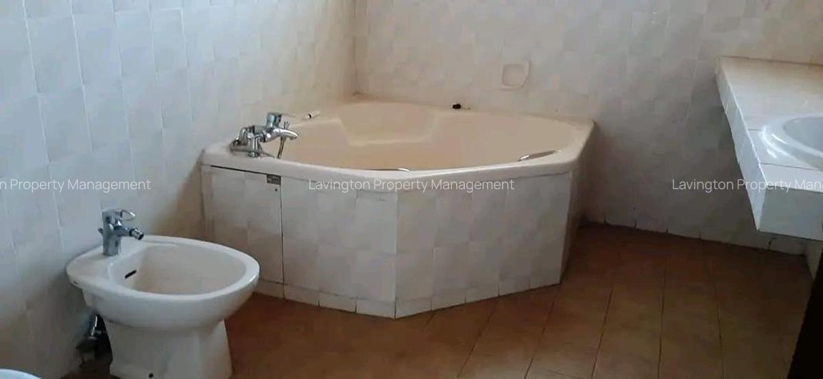 Commercial Property with Fibre Internet at Lavington Green - 16