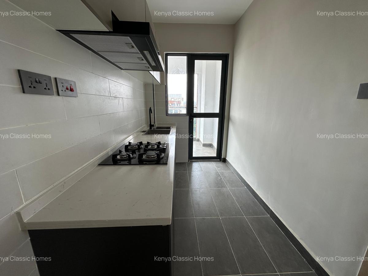 2 Bed Apartment with En Suite at Lavington - 4