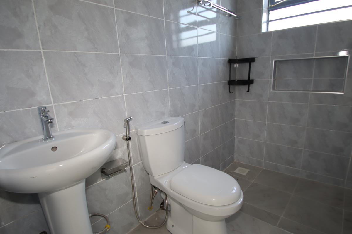 4 Bed House with En Suite at Mugutha Area - 15