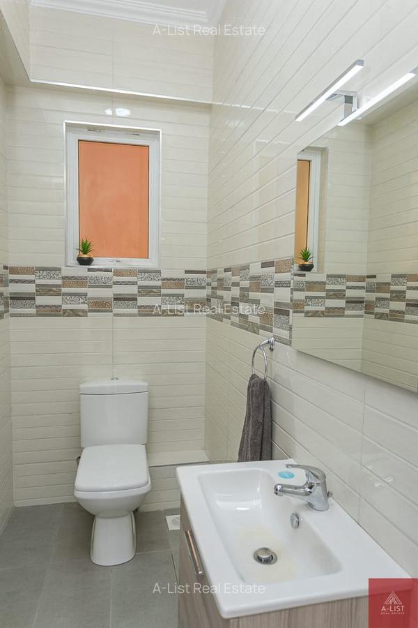 Furnished 2 Bed Apartment with En Suite at Brookside - 10