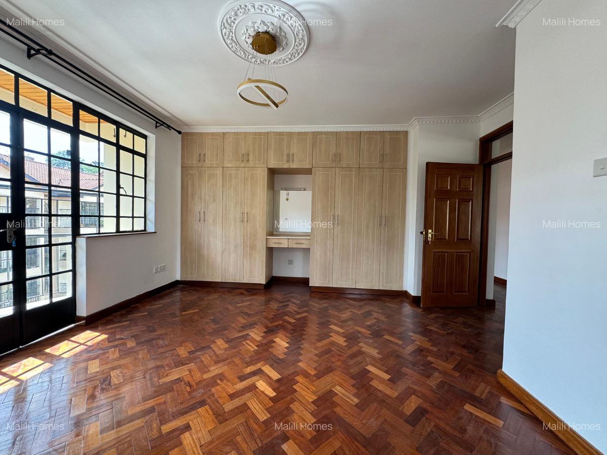 3 Bed Apartment at Lavington - 4