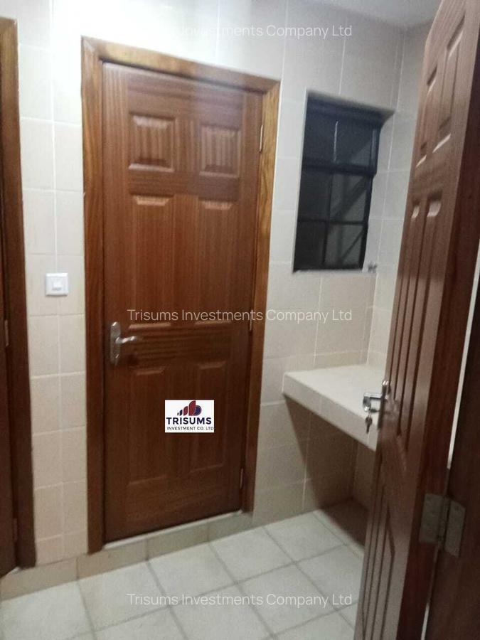 2 Bed Apartment with En Suite at Prp7+494 - 18