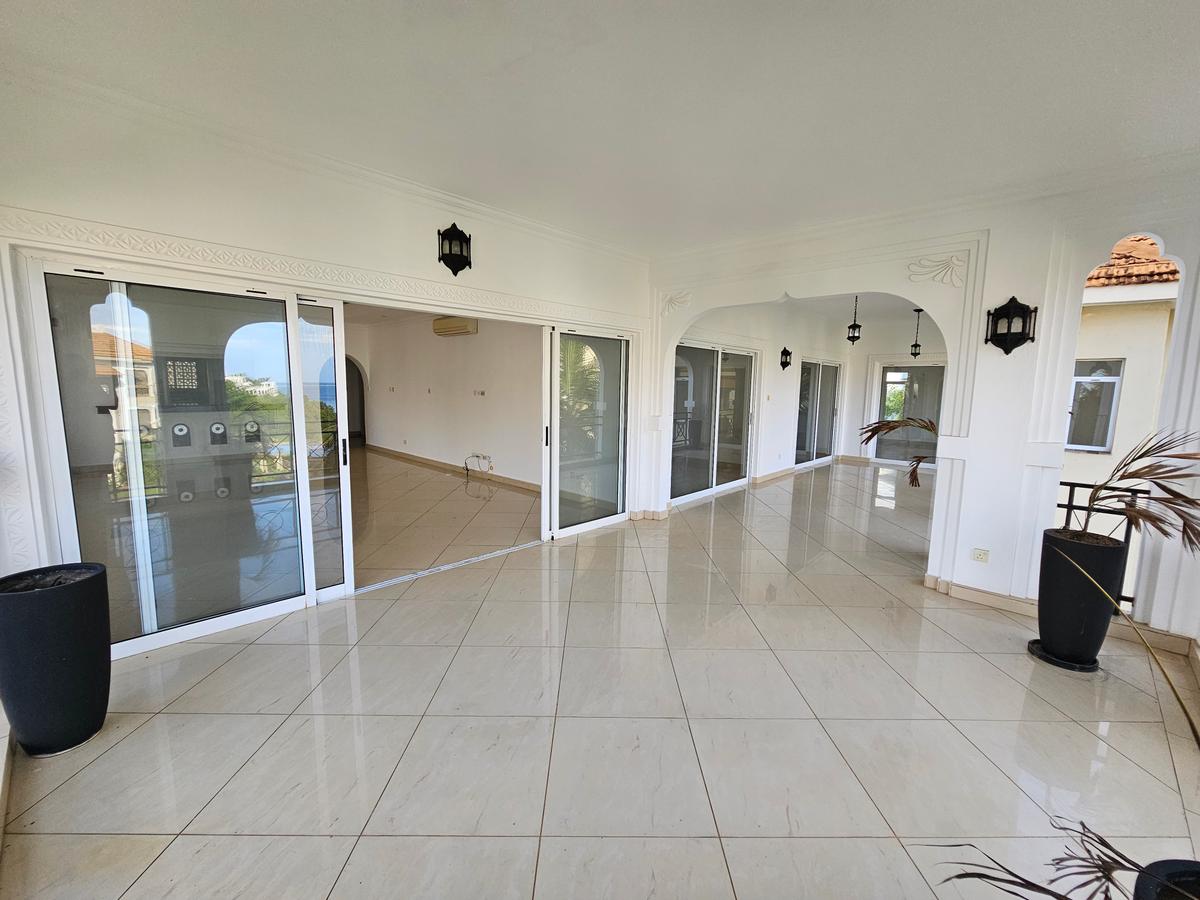 3 Bed Apartment with En Suite in Nyali Area - 3