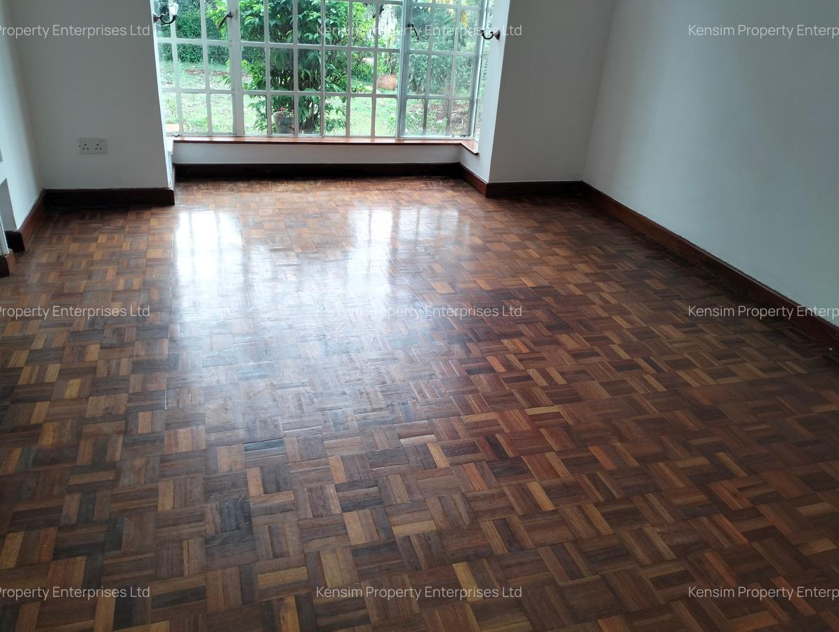4 Bed Townhouse with En Suite in Nyari - 14