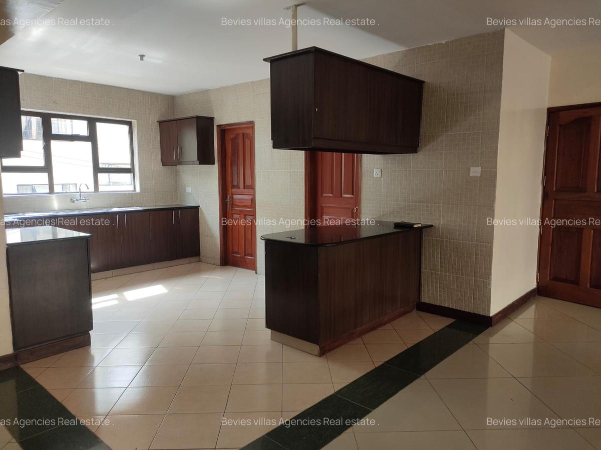 3 Bed Apartment with En Suite in Rhapta Road - 3