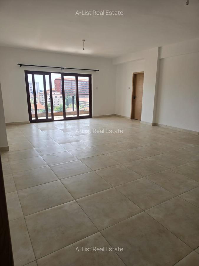 Serviced 4 Bed Apartment with En Suite at 2Nd Parklands - 5