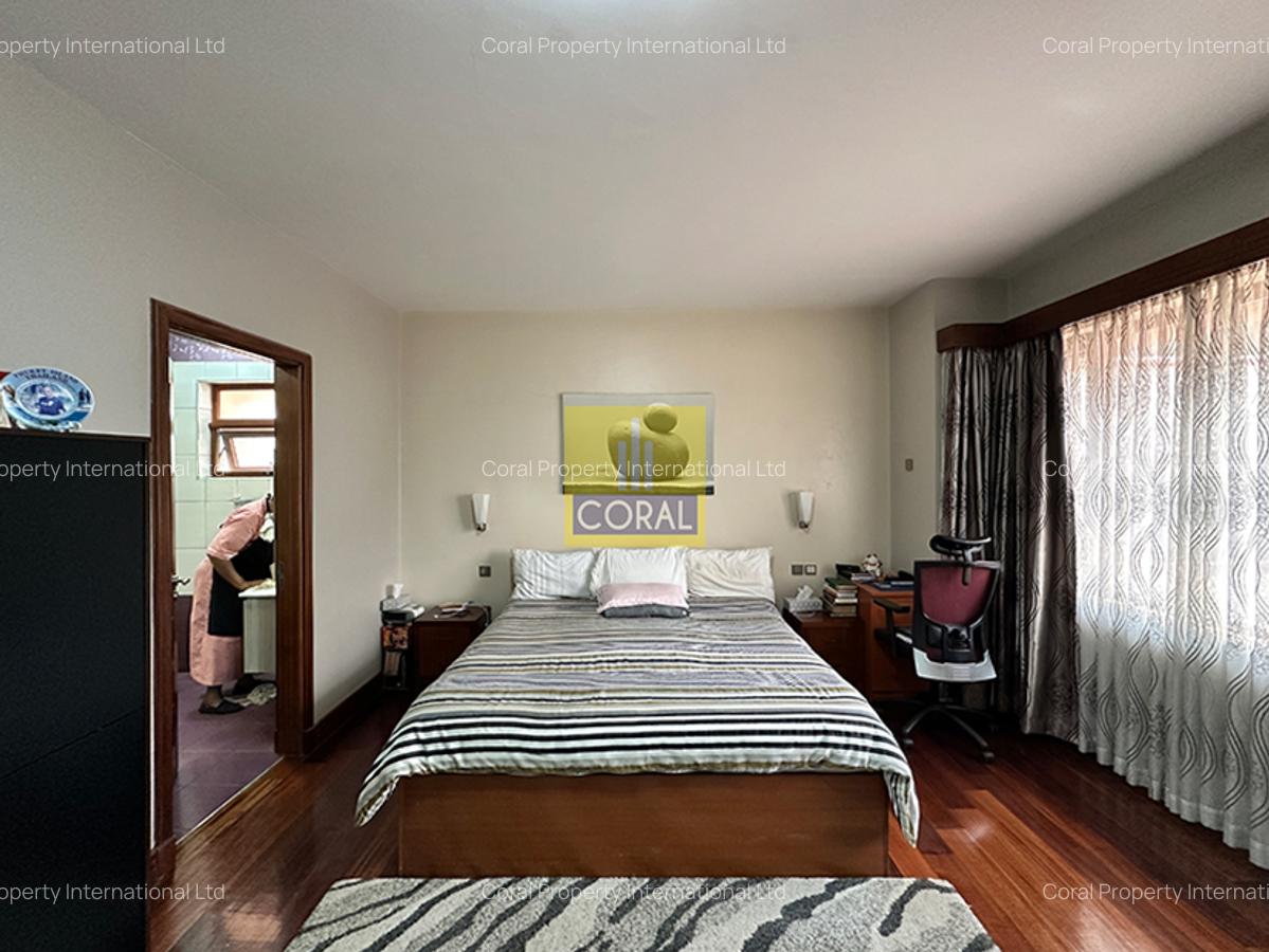 4 Bed Apartment in Parklands - 10