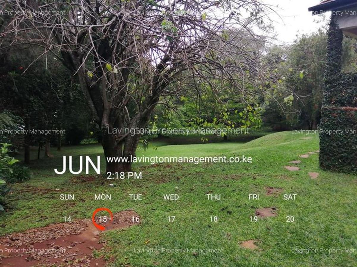 4 Bed House with En Suite at Lavington Green - 18