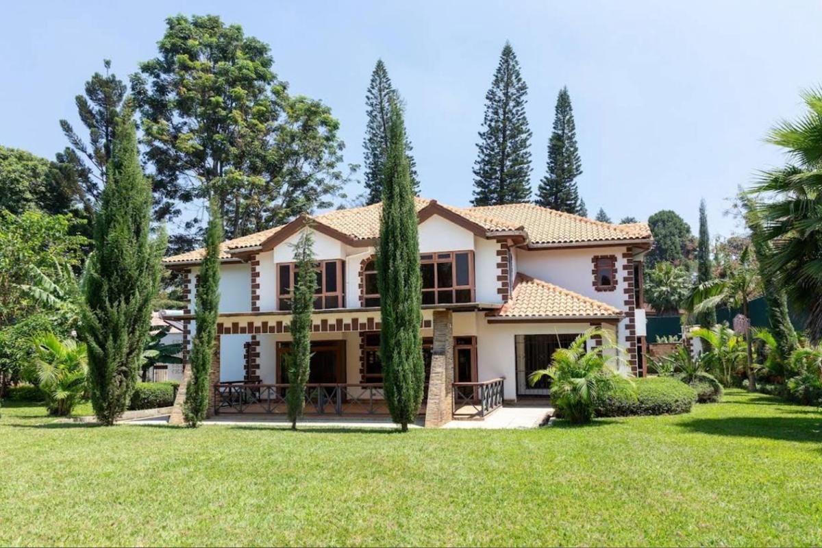 5 Bed House with En Suite in Kitisuru - 1