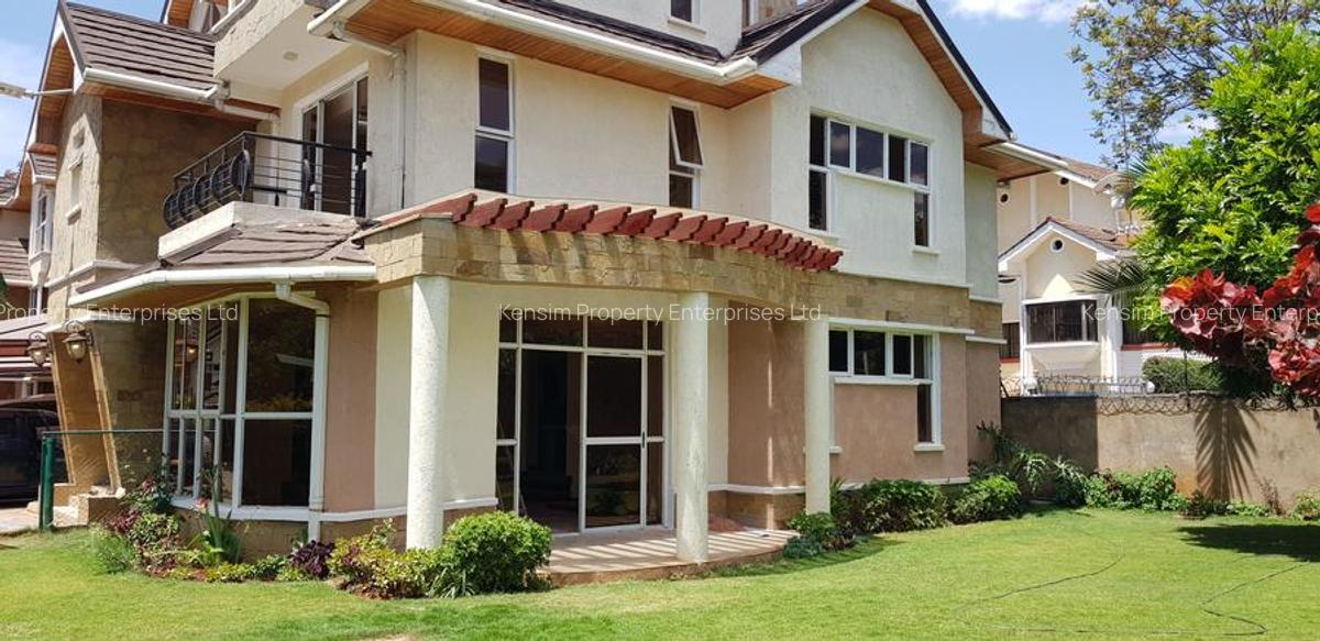 5 Bed Townhouse with En Suite in Lavington - 12