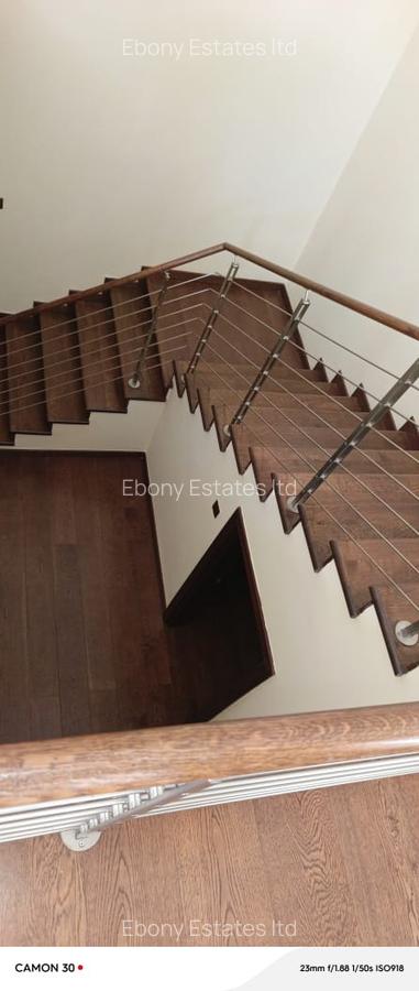 5 Bed Villa with En Suite in Lavington - 7