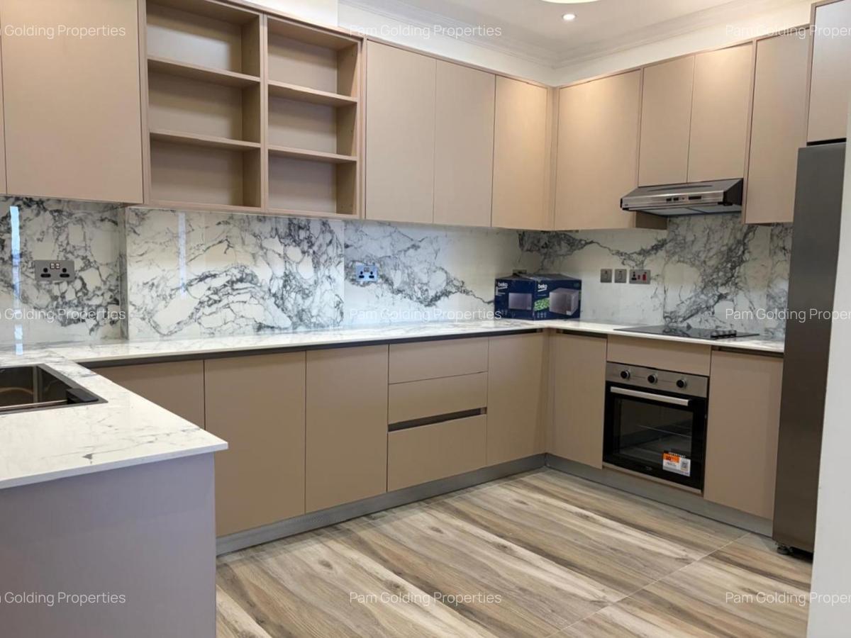 2 Bed Apartment at Brookside Close - 4