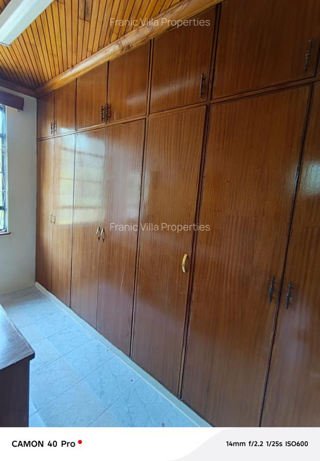 4 Bed House with En Suite at Runda - 5