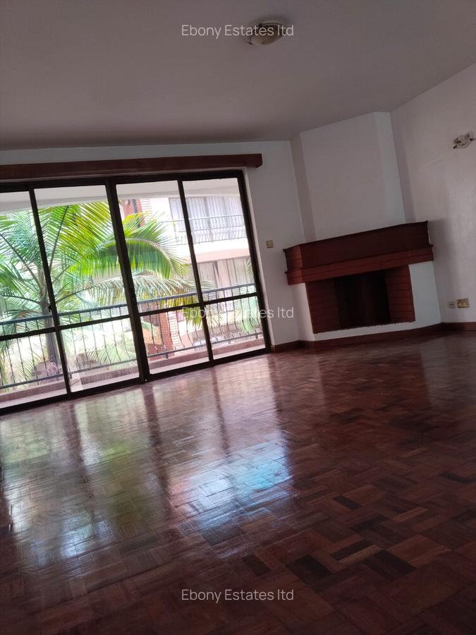 4 Bed Villa with En Suite in Kileleshwa - 10