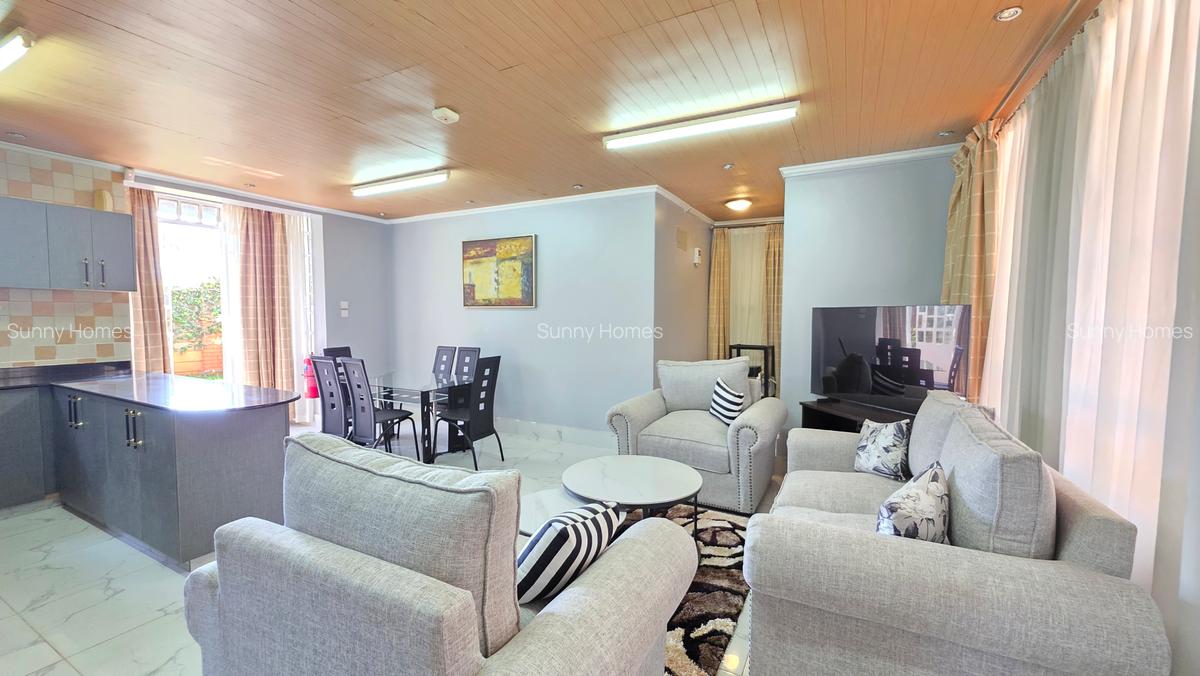 3 Bed Townhouse with En Suite at Old Runda - 7