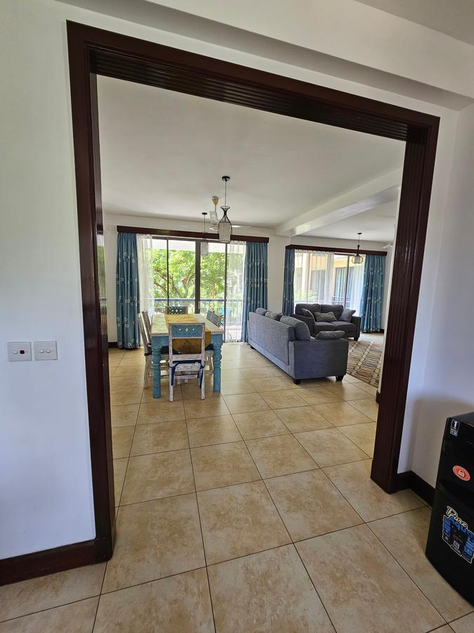 2 Bed Apartment with En Suite in Nyali Area - 14