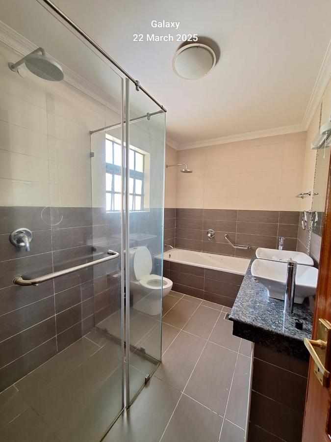 4 Bed House with En Suite in Kitisuru - 9