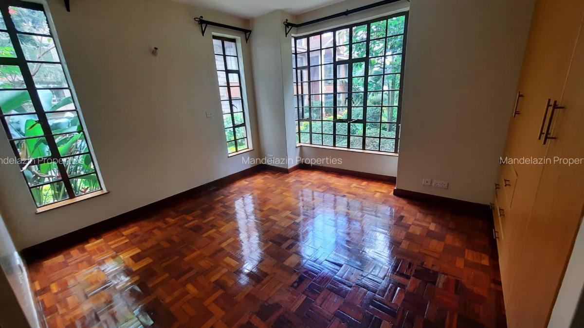 2 Bed Apartment with En Suite at School Lane - 10