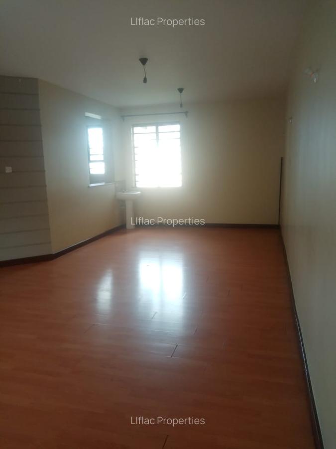 4 Bed Apartment with En Suite at Dennis Pritt - 5