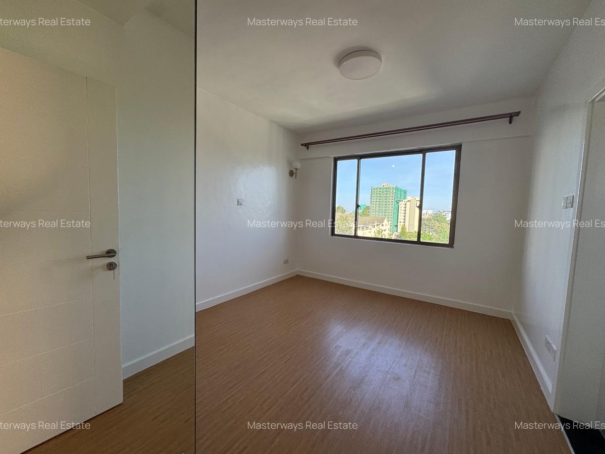 4 Bed Apartment with En Suite in Lavington - 9