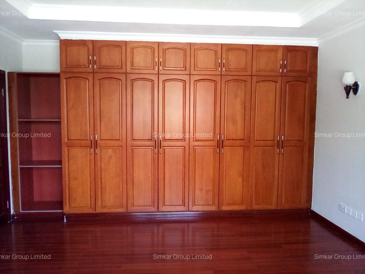 6 Bed Townhouse with En Suite at Karen - 17