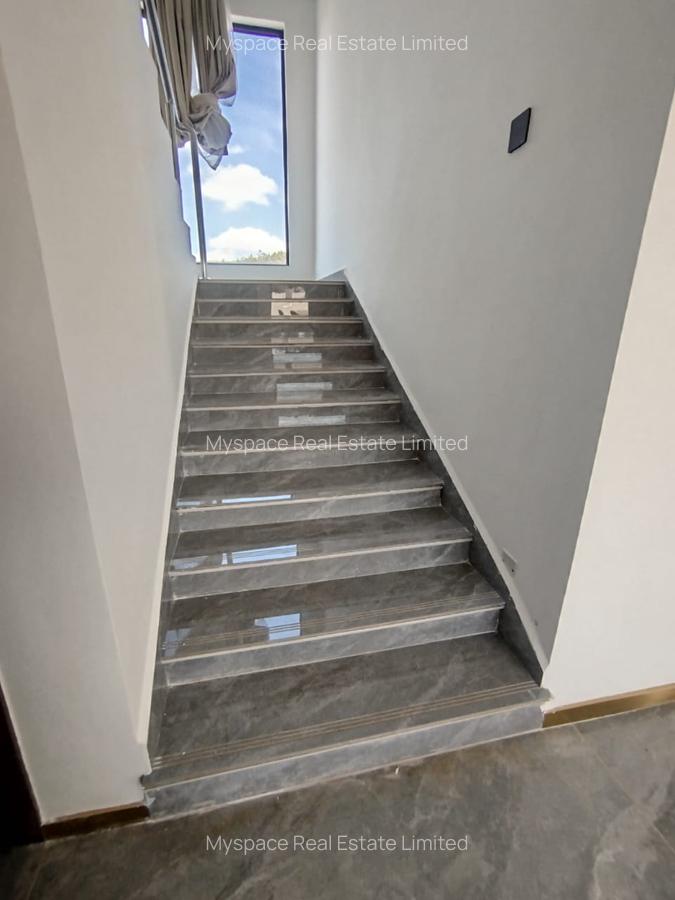 5 Bed Villa with En Suite in Kikuyu Town - 4