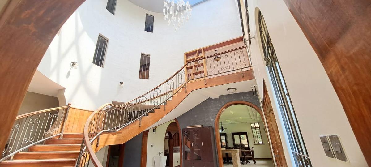 6 Bed House with En Suite at Ridgeways - 7