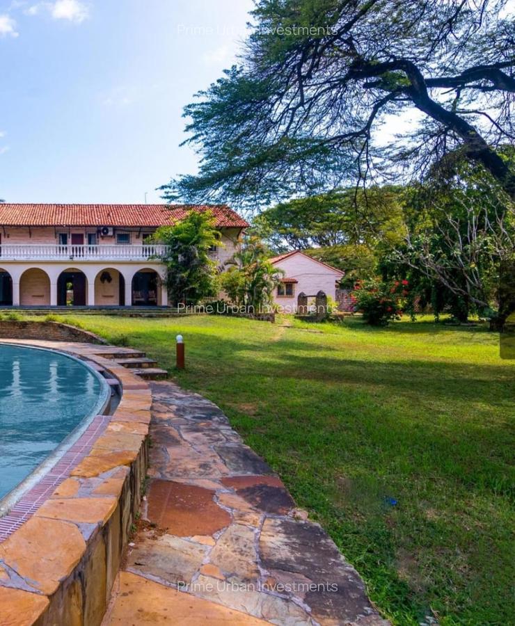 4 Bed House with En Suite in Nyali Area - 17