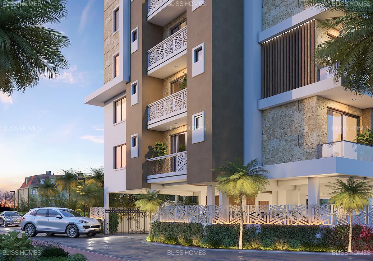 3 Bed Apartment with En Suite at Bombolulu - 5